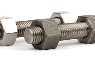 مقایسه پیچ متری و استاد بولت